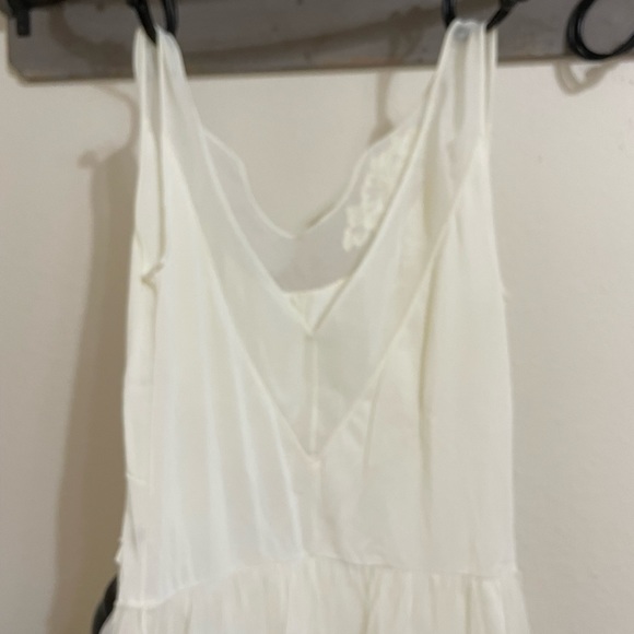 Pure white sleeping gown - Picture 4 of 7